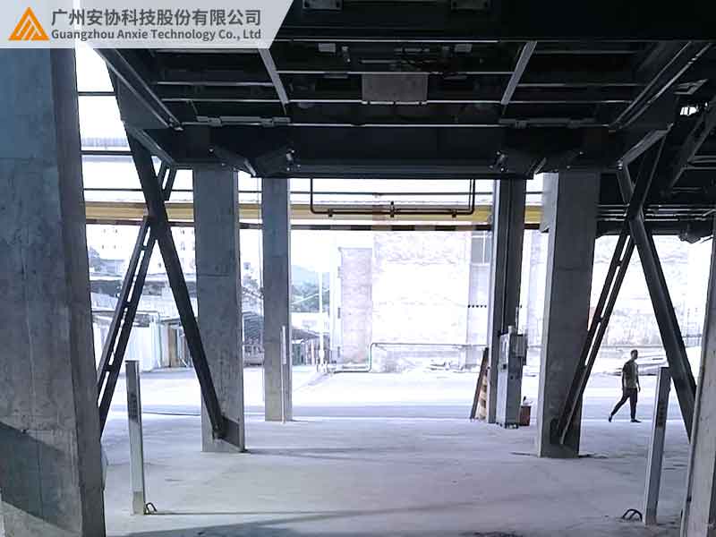 測(cè)量光幕保障下煤通道安全運(yùn)行案例.jpg