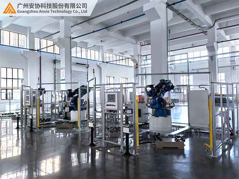 安全光柵在機器人焊接中的防護案例.jpg